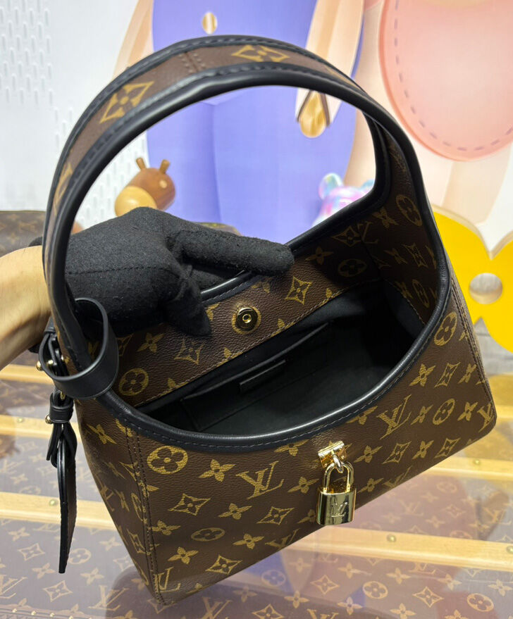 Louis Vuitton The Drop PM M12940 Brown